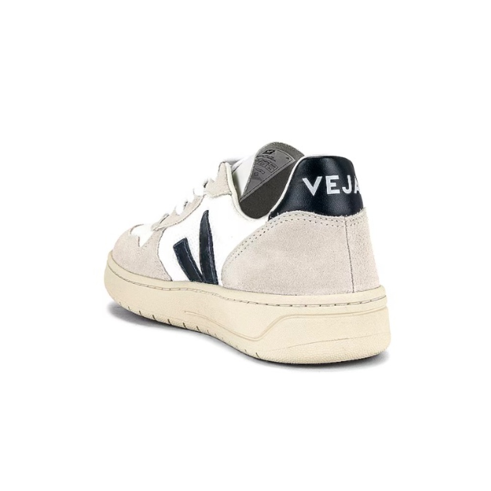 Veja V-10 Sneaker in White & Nautico, Size: EU 38 Women’s size 7 - Picture 3 of 13
